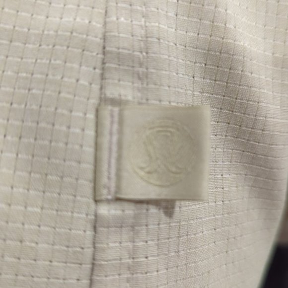 Lululemon Airing Easy Long Sleeve Shirt Heathered Dew Green - Picture 7 of 13